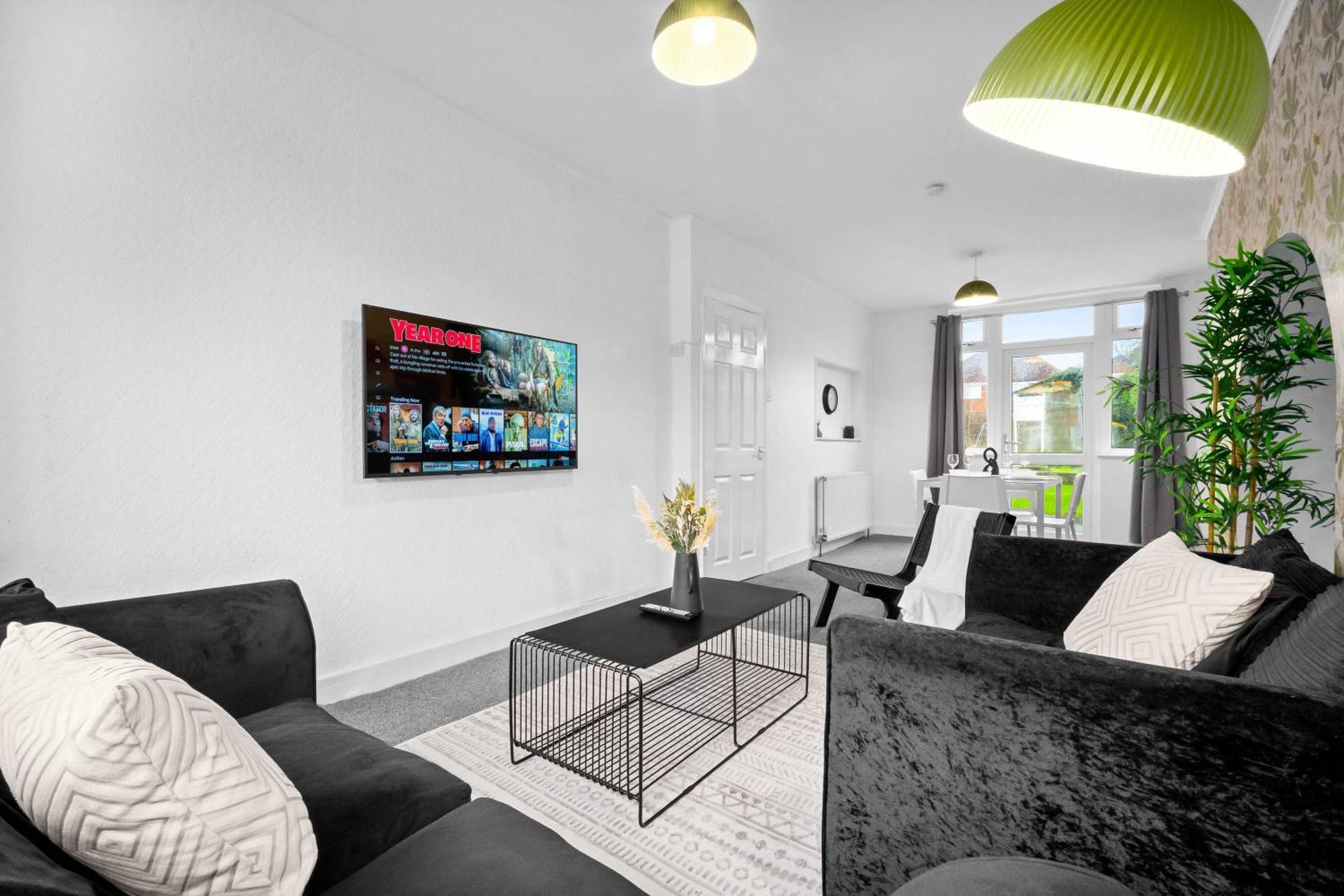 Stylish 3 Bedroom House - Parking - Garden - Great Barr - Netflix - Top Rated -121J Birmingham Ngoại thất bức ảnh